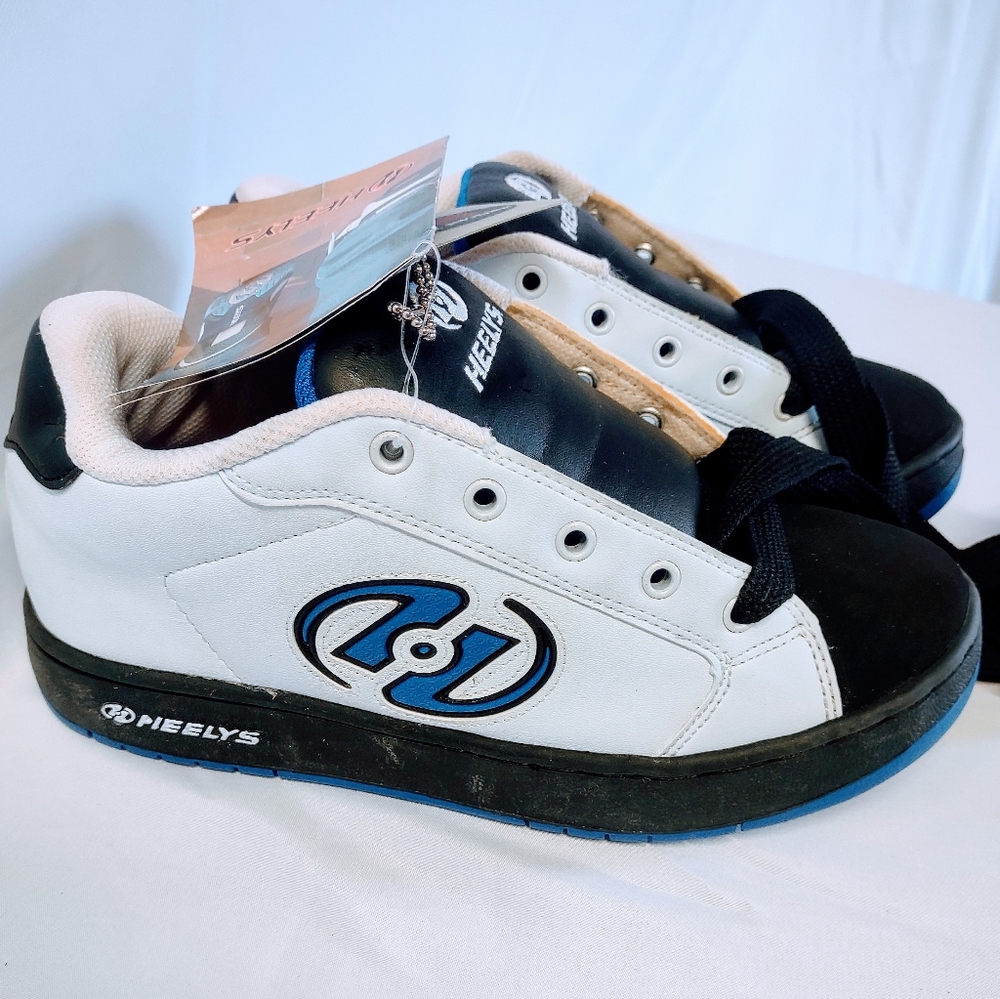 HEELYS Size US 5 Male Blue & White Skate Shoe. NWOB (Without the Wheels)